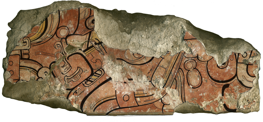 Fragmentos de pintura mural en la Pirámide de Las Pinturas