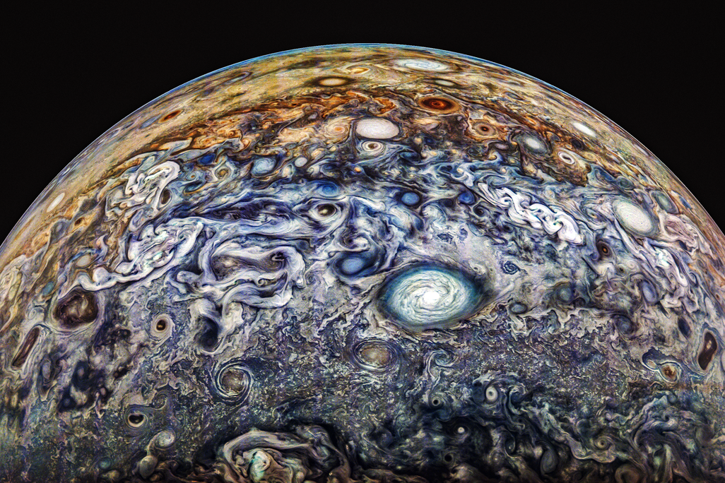 Another image of Jupiter by Juno