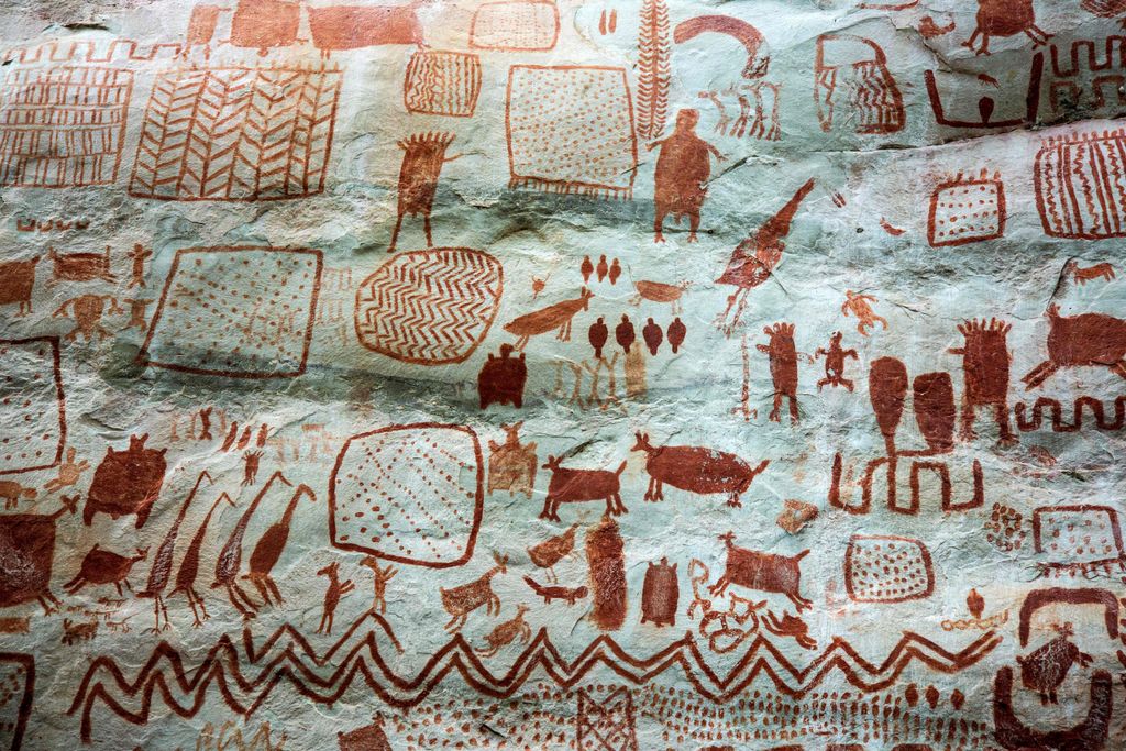 Detail of cave art at the Cerro Azul, in Serrania La Lindosa