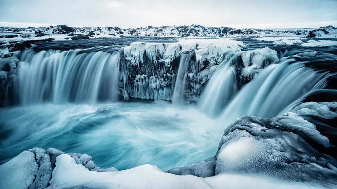 7 – Die Kraft des Wassers zeigt sich am Hrafnabjargafoss, einem Wasserfall im Fluss Skjalfandafljot, der zu den längsten Islands zählt.