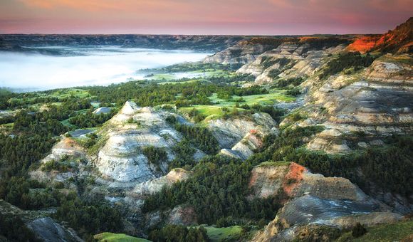 Theodore Roosevelt scholar and historian Clay Jenkinson tells the story of Roosevelt’s beloved west and the national park that bears his name in a Smithsonian Associates Streaming program on March 4. (National Park Service)
