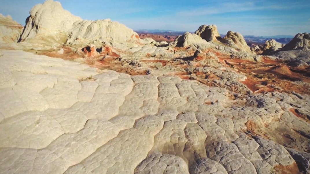 Beautiful Drone Video Captures Rarely Visited Area of Arizona's Vermilion Cliffs