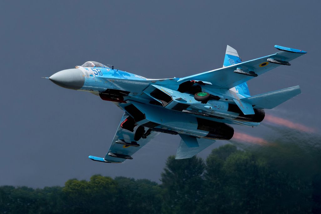 Ukrainian Sukhoi Su-27 lifts off