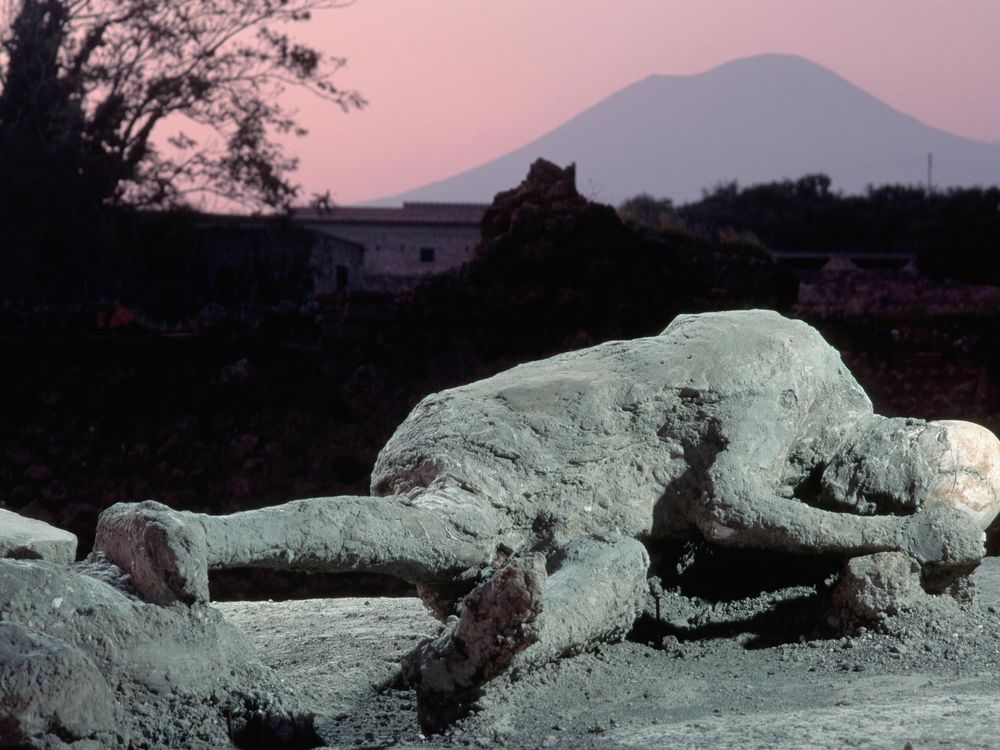 Body cast Pompeii 