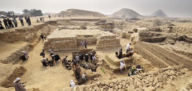 Ancient burial ground of Queen Sesheshet