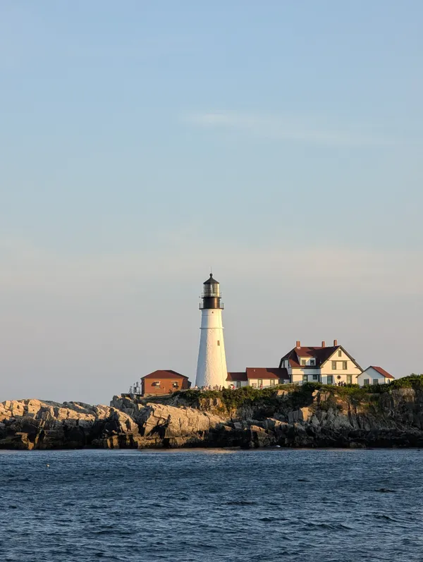 Lighthouse in Maine thumbnail