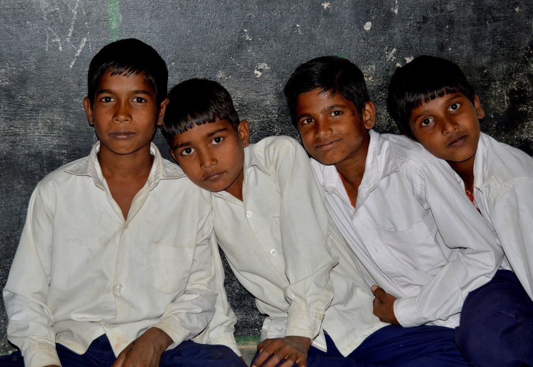 The Boys of Orcha India | Smithsonian Photo Contest | Smithsonian Magazine