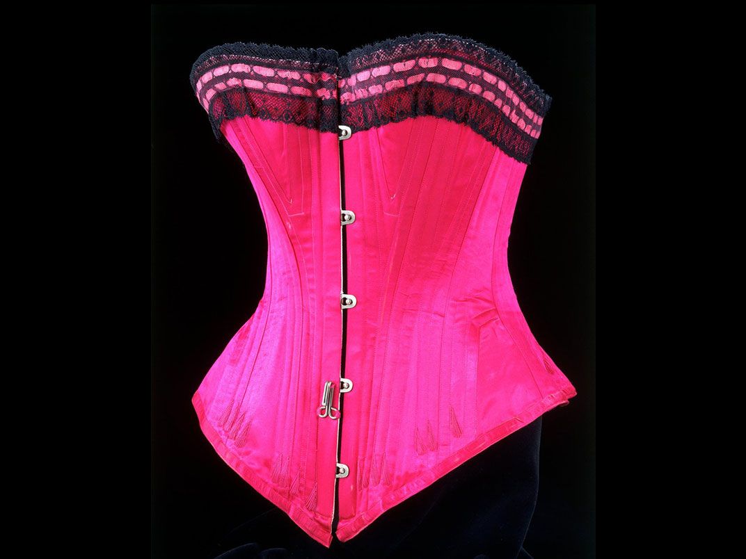 Women's underwear through history: LVR Industrial Museum exhibit