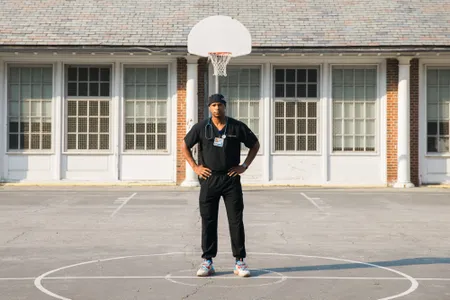 Aaron Bolds, a former college basketball player, graduated from medical school in 2018. He&rsquo;s now a doctor at Mount Sinai Health System in New York, specializing in rehabilitation medicine.