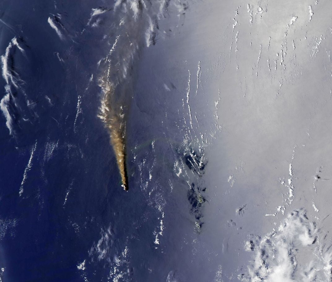 Nishinoshima satellite image