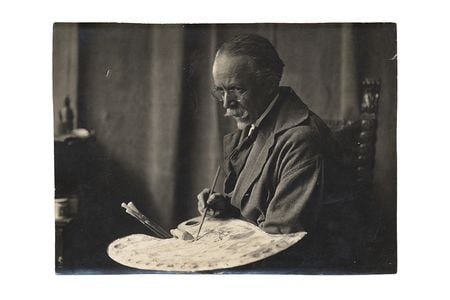 Portrait of Henry Ossawa Tanner with a palette, circa 1935 / unidentified photographer. Henry Ossawa Tanner papers, 1860s-1978, bulk 1890-1937. Archives of American Art, Smithsonian Institution.