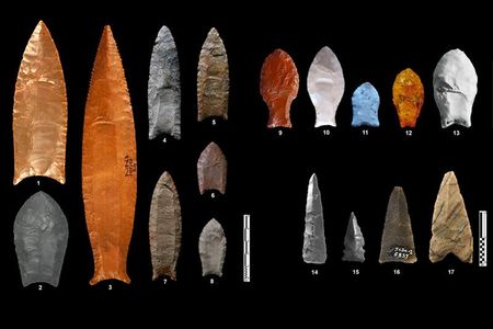 Various types of North and South American fluted points