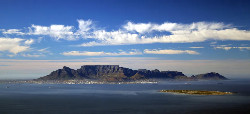  Cape Town's Table Mountain with Robben Island in foreground 