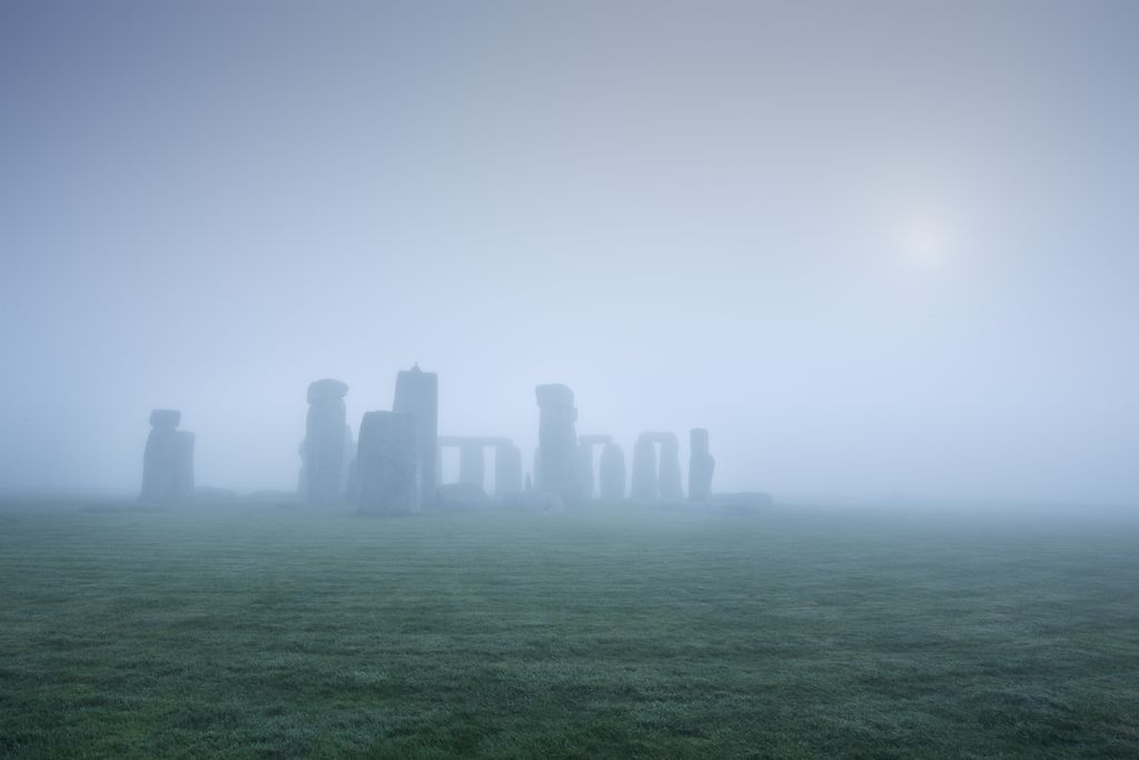 SEP14_I09_Stonehenge.jpg