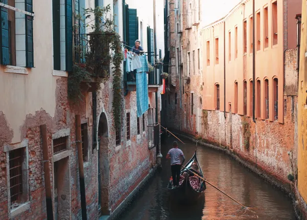 The Venetian lady and the Gondolier thumbnail
