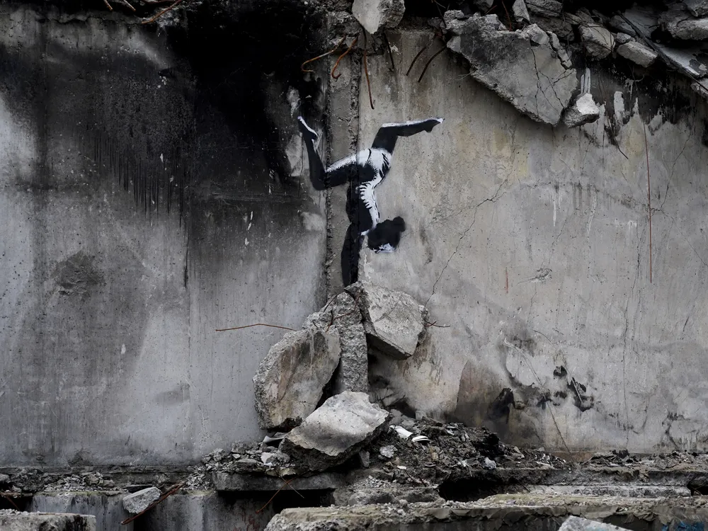 Banksy's handstand mural