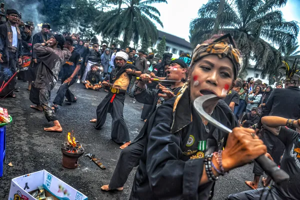 Debus Attraction thumbnail