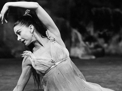 Dame Margot Fonteyn's role in a plot to overthrow the pro-U.S. government of Panama in 1959 was all but forgotten until now.
