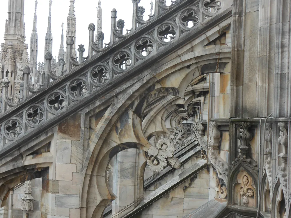 flying buttress cathedral