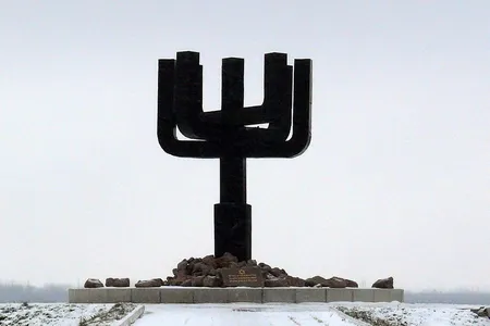 The Drobitsky Yar menorah commemorates the genocide that happened in Kharkov, and across Ukraine.