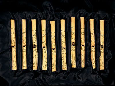 caral_flutes.jpg