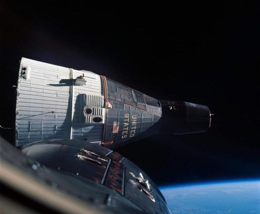 This view of Gemini VII from VI-A in December 1965 shows the spacecraft’s orbital configuration.