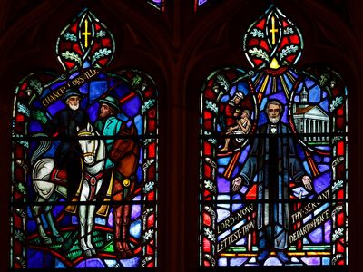 Washington National Cathedral authorities announced Wednesday that windows depicting generals Robert E. Lee and Thomas "Stonewall" Jackson will be removed and stored pending a decision about their future. 