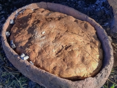 Researchers made replicas of Neolithic clay trays and baked their own focaccia bread.
