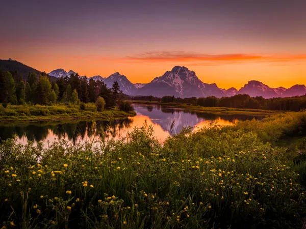 Sunset at Oxbow Bend thumbnail