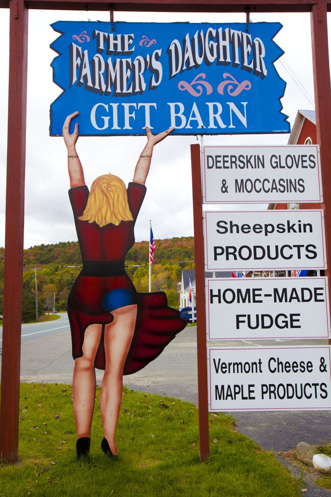 Country gift store sign in St. Johnsbury, Vermont Smithsonian Photo