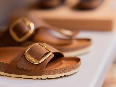 Birkenstock&#39;s popular Madrid style