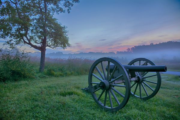 Morning Mist at Gettysburg thumbnail