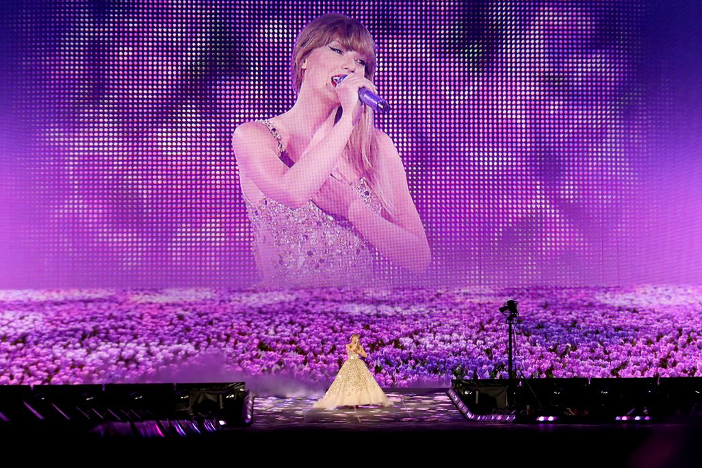 Taylor Swift on stage performing