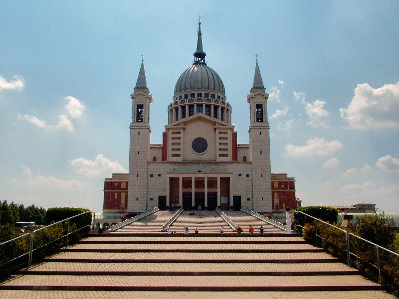 Basilica_Don_Bosco.jpg