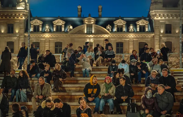 Watching Notre Dame Cathedral in Repair thumbnail