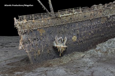 A close-up view of the&nbsp;Titanic's bow