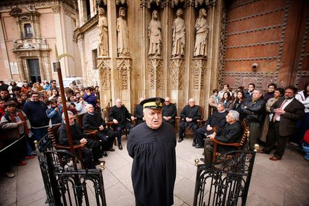 Today, the water tribunal in Valencia, Spain meets on the same day, in the same way and at the same time as it did 1,000 years ago. 
