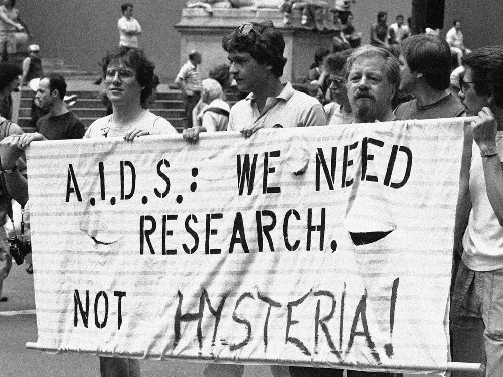 research topics about aids epidemic