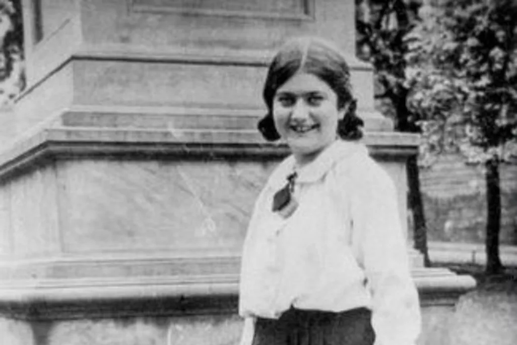 Renia Spiegel in Przemysl circa 1930