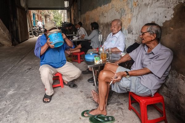 Vietnamese enjoys morning coffee thumbnail