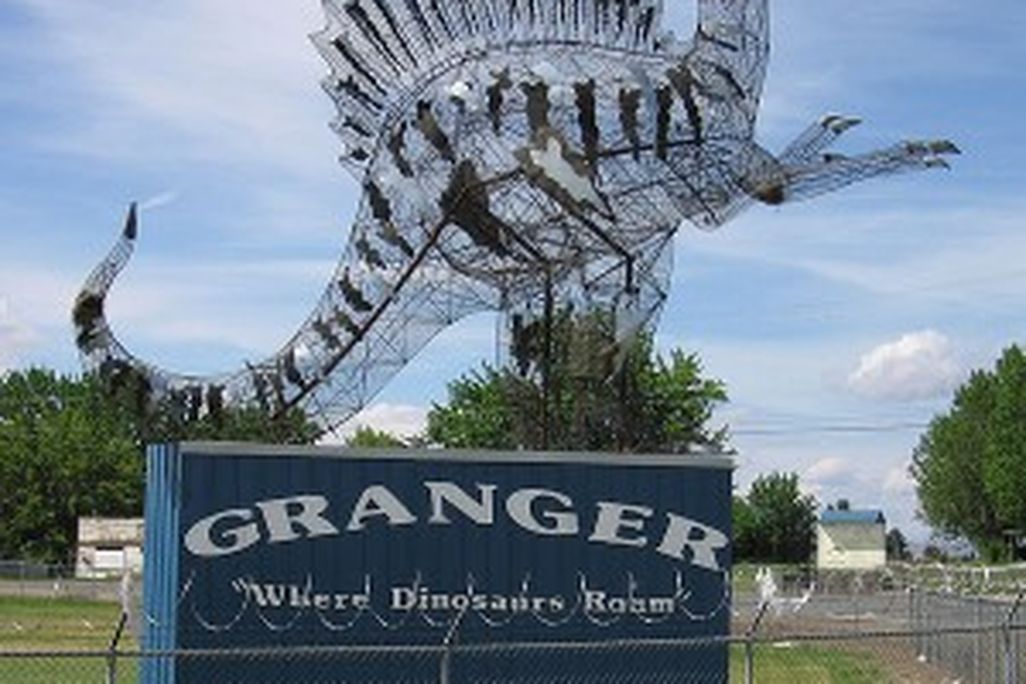 20110520083222Granger-Dino-300x300.jpg