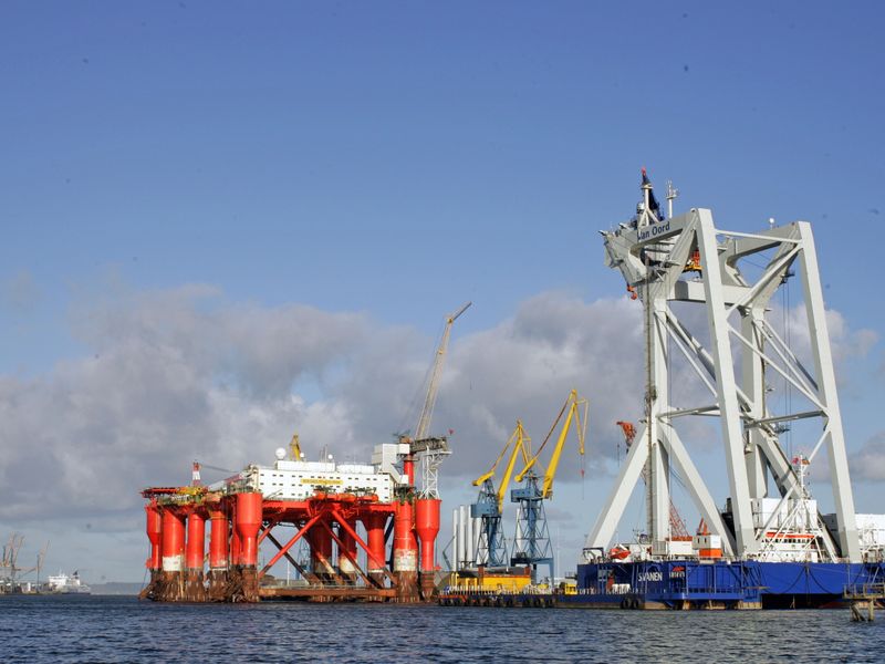 Oil rig and wind farm installer on right in Belfast Harbour Smithsonian Photo Contest