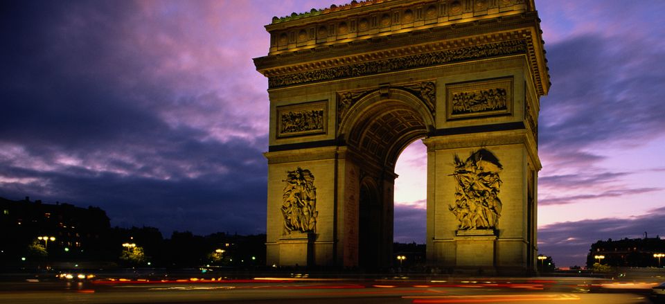 The Arc de Triomphe 