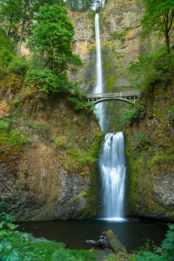 Double Falls in Oregon thumbnail