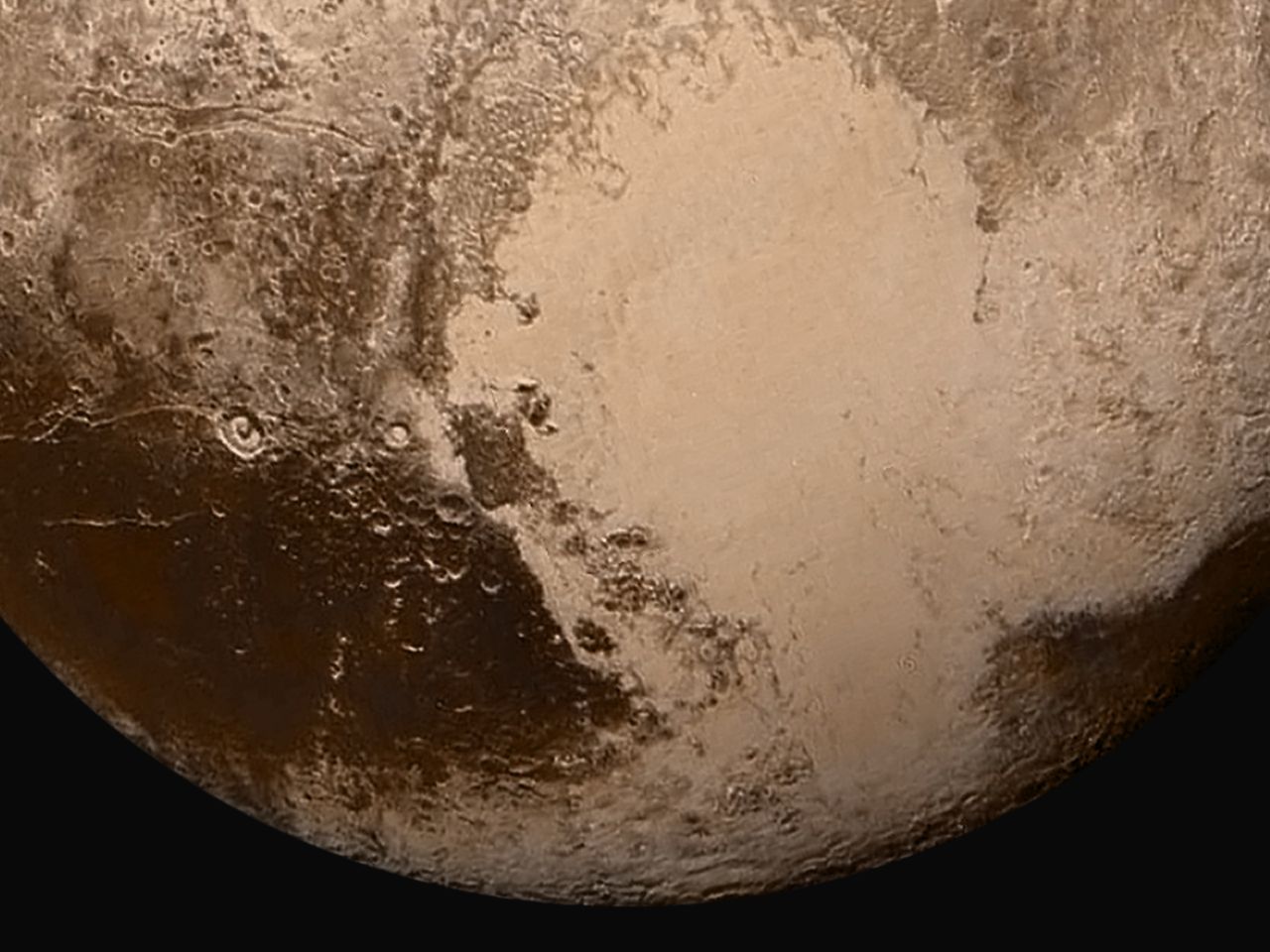 01_stern_02c_pluto_nat_color.jpg