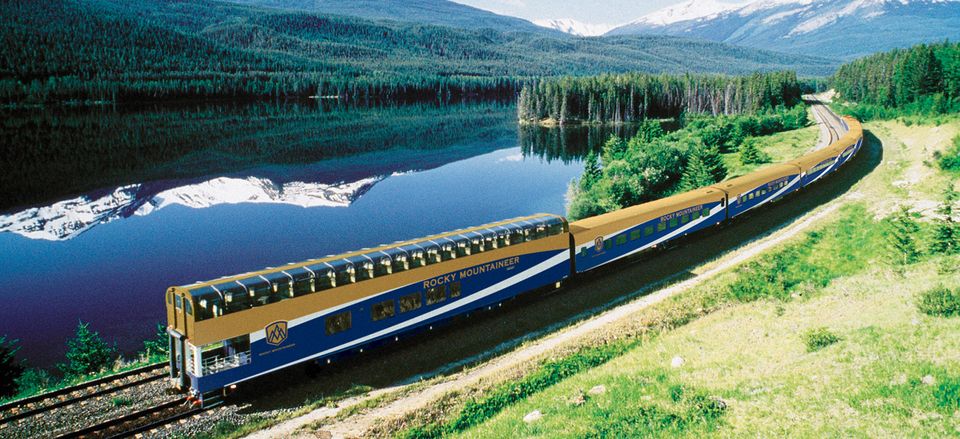  The observation car of the <i>Rocky Mountaineer</i> 