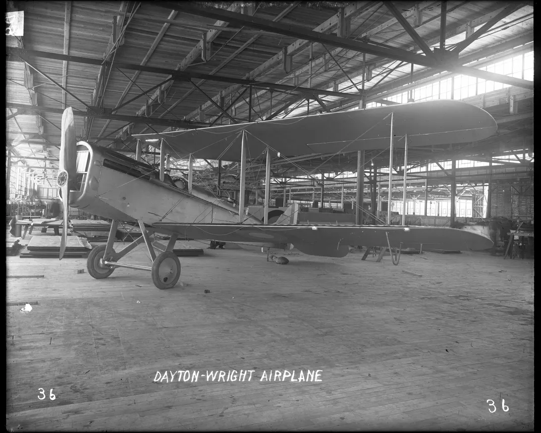 How Ida Holdgreve's Stitches Helped the Wright Brothers Get Off the Ground