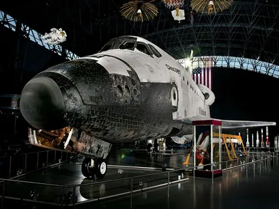 The massive 170,000-pound&nbsp;Discovery measures 122 feet long by 58 feet tall with a wingspan of 78 feet.