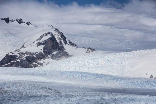 Kilometeres of glacier thumbnail