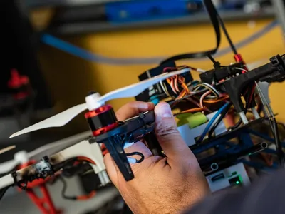 Rice University scientists have programmed drones to coordinate their tracking efforts with each other.
